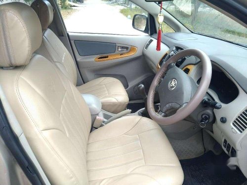 Used Toyota Innova 2.5 VX BS IV 8 STR, 2011, MT in Pondicherry 