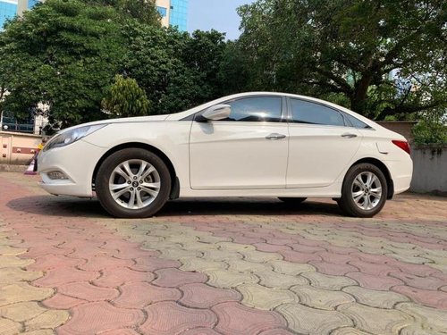 Used 2013 Hyundai Sonata MT for sale in Surat