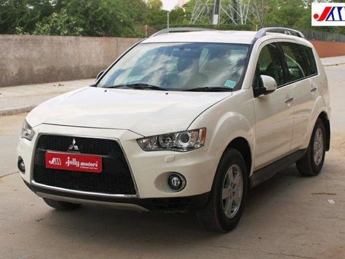 Used 2010 Mitsubishi Outlander 2.4 AT in Ahmedabad 