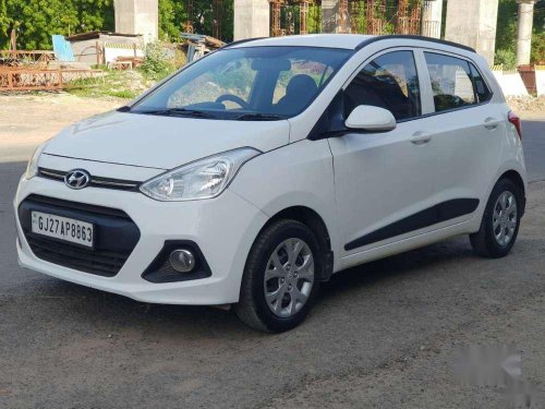 2016 Hyundai Grand i10 Sportz MT for sale in Ahmedabad 