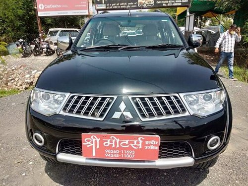 Used Mitsubishi Pajero Sport 2014 MT for sale in Indore