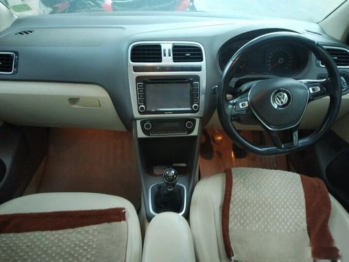 Volkswagen Vento Diesel Highline 2015 MT in Ahmedabad 