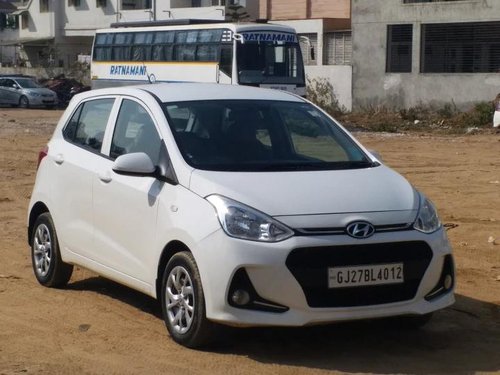 Used 2017 Hyundai Grand i10 MT for sale in Ahmedabad 