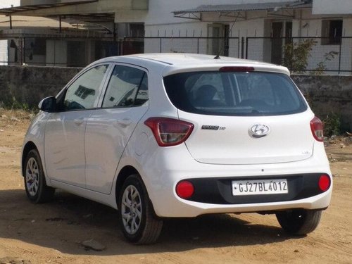 Used 2017 Hyundai Grand i10 MT for sale in Ahmedabad 