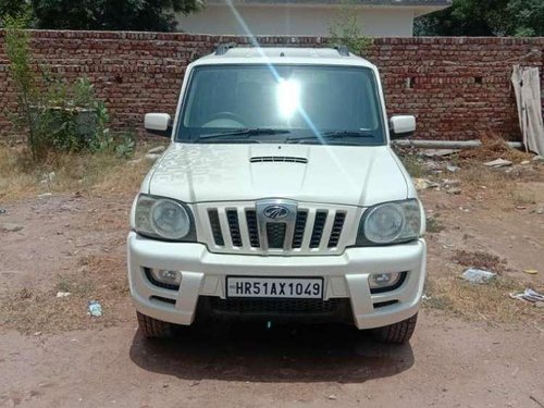 Used 2013 Mahindra Scorpio MT for sale in Gurgaon