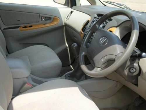 Toyota Innova 2.5 V Diesel 7-seater 2011 MT for sale in Coimbatore