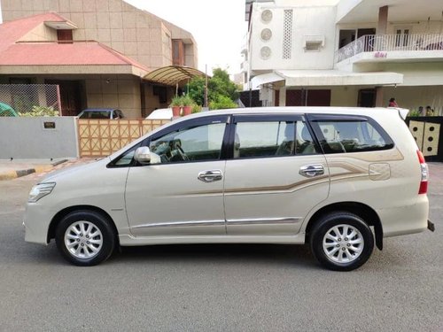 Toyota Innova 2.5 Z Diesel 7 Seater BS IV 2014 MT in Ahmedabad 