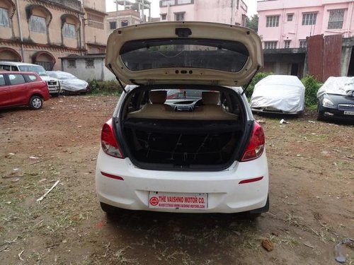 Hyundai i20 Magna 1.4 CRDi 2013 MT for sale in Kolkata 