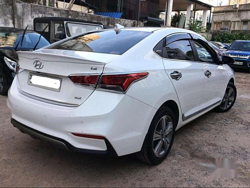 Hyundai Verna Fluidic 1.6 VTVT SX Opt, 2019, AT in Kolkata 