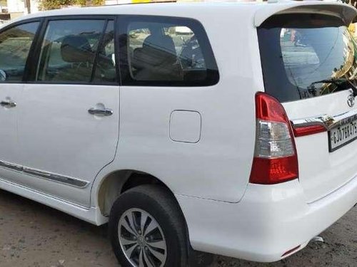 Toyota Innova 2.5 V 7 STR, 2015, Diesel MT for sale in Vadodara