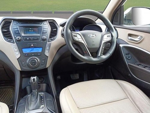 Used 2014 Hyundai Santa Fe AT for sale in New Delhi