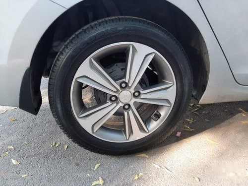 Hyundai Verna 1.6 CRDi SX 2018 MT in Ahmedabad 