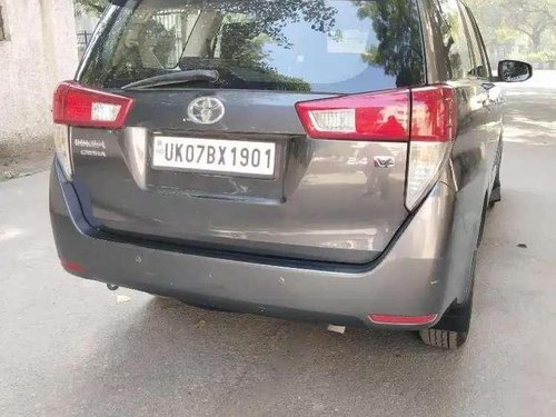 Used Toyota INNOVA CRYSTA 2017 MT for sale in Gurgaon