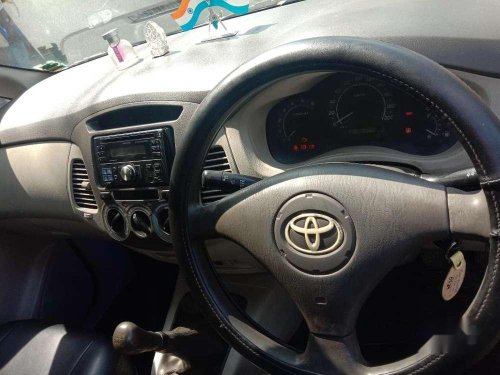 Toyota Innova 2.5 G 7 STR BS-IV, 2011, MT in Kolkata 