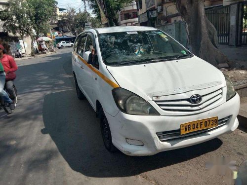 Toyota Innova 2.5 G 7 STR BS-IV, 2011, MT in Kolkata 