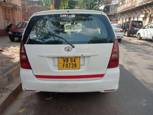 Toyota Innova 2.5 G 7 STR BS-IV, 2011, MT in Kolkata 