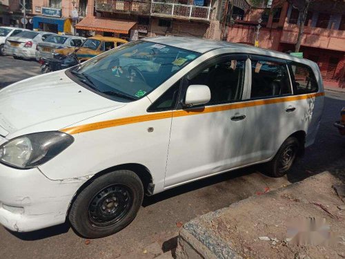 Toyota Innova 2.5 G 7 STR BS-IV, 2011, MT in Kolkata 