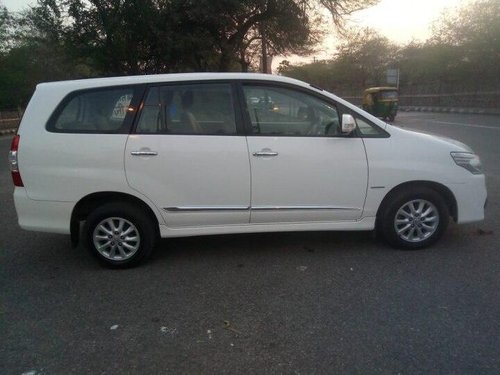 Used Toyota Innova 2014 MT for sale in New Delhi