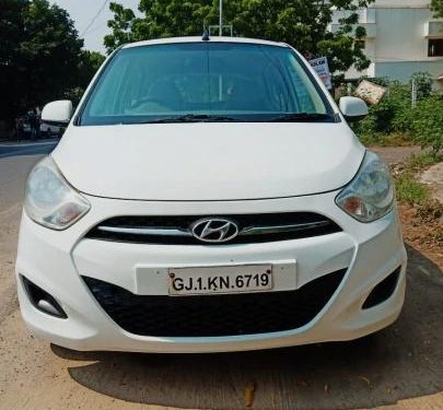 Hyundai i10 Magna 1.1 2012 MT for sale in Ahmedabad 