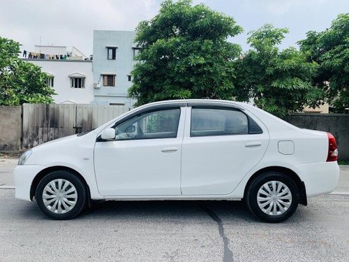 2015 Toyota Etios Cross 1.4 GD MT for sale in Surat 