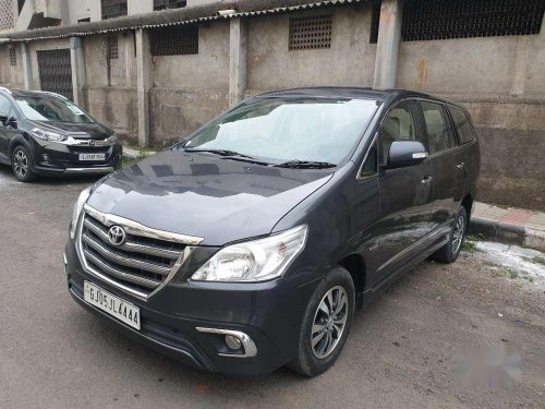 Used 2015 Toyota Innova MT for sale in Surat 