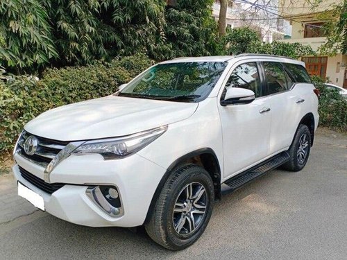 Toyota Fortuner 2.8 2WD MT BSIV 2017 MT for sale in New Delhi 