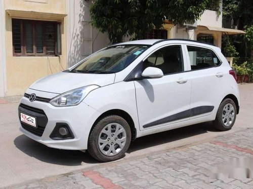 Used Hyundai Grand I10 Sportz 1.1 CRDi, 2016 MT in Gandhinagar 