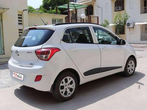 Used Hyundai Grand I10 Sportz 1.1 CRDi, 2016 MT in Gandhinagar 