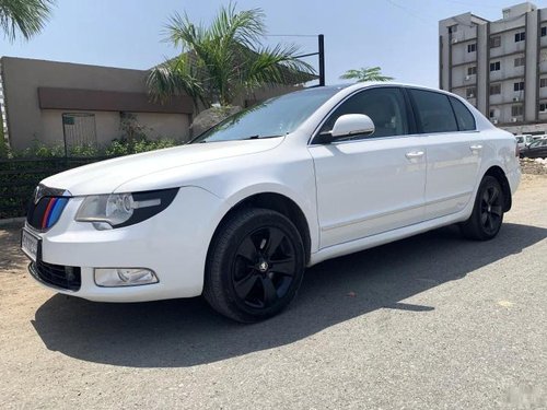 Used 2013 Skoda Superb AT for sale in Surat 