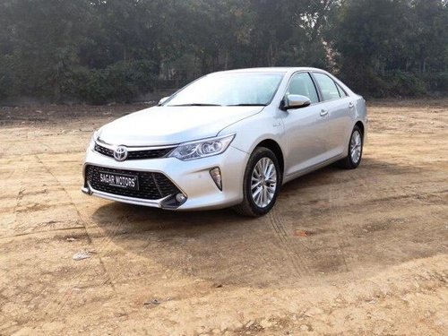 Used Toyota Camry 2015 AT for sale in New Delhi