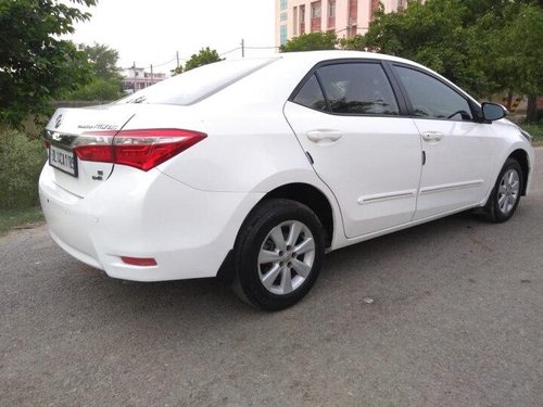 Used 2014 Toyota Corolla Altis MT for sale in New Delhi