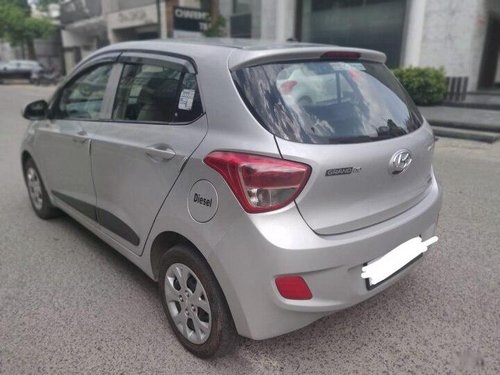 Used 2016 Hyundai Grand i10 MT for sale in New Delhi