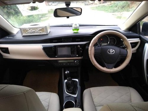 Used 2014 Toyota Corolla Altis MT for sale in New Delhi