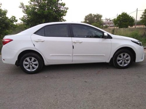 Used 2014 Toyota Corolla Altis MT for sale in New Delhi