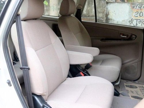 Used Toyota Innova 2.5 VX 7 STR 2015 MT for sale in New Delhi