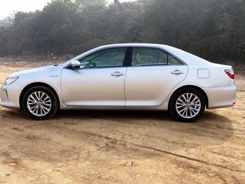 Used Toyota Camry 2015 AT for sale in New Delhi