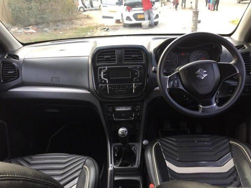 Used 2017 Maruti Suzuki Vitara Brezza ZDi MT for sale in New Delhi