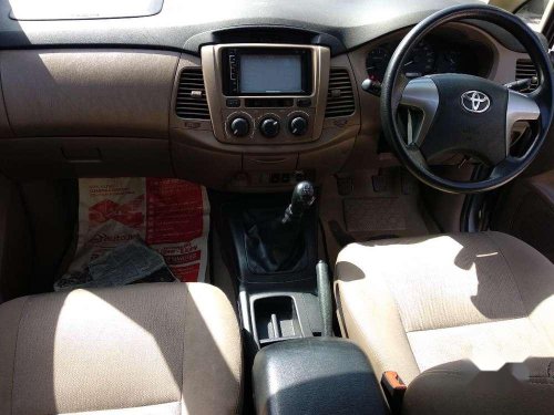 Toyota Innova 2.5 GX 7 STR BS-III, 2015, Diesel MT in Kottayam