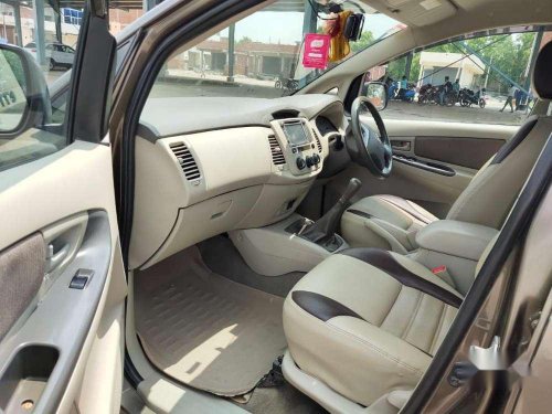 Toyota Innova 2014 MT for sale in Faridabad