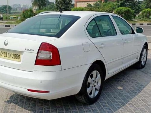 Skoda Laura Ambiente 2.0 TDI CR Automatic, 2010, Diesel AT in Chandigarh