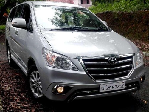 Toyota Innova 2014 MT for sale in Thiruvalla