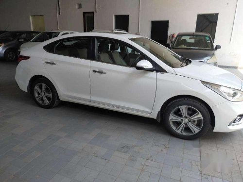 Hyundai Verna Fluidic 1.6 CRDi SX, 2018, Diesel MT in Panchkula