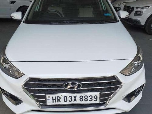 Hyundai Verna Fluidic 1.6 CRDi SX, 2018, Diesel MT in Panchkula