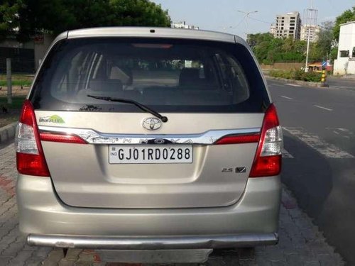 Toyota Innova 2.5 VX BS IV 8 STR, 2013, Diesel MT in Ahmedabad