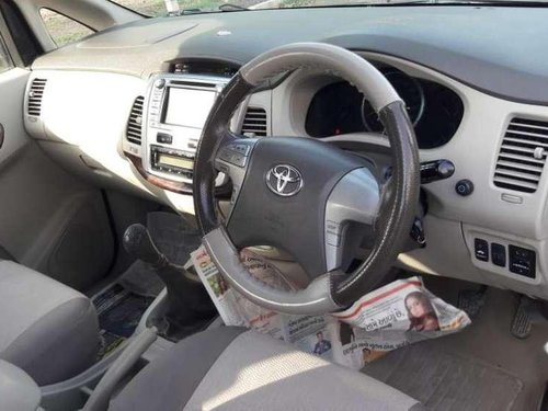 Toyota Innova 2.5 VX BS IV 8 STR, 2013, Diesel MT in Ahmedabad