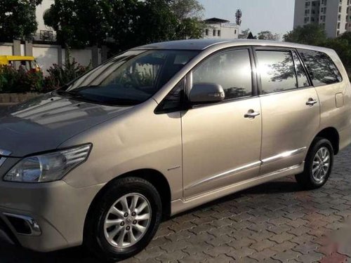 Toyota Innova 2.5 VX BS IV 8 STR, 2013, Diesel MT in Ahmedabad