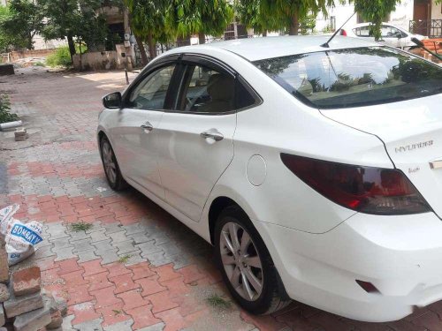 Hyundai Verna Fluidic 1.6 CRDi SX, 2012, Diesel MT in Chandigarh