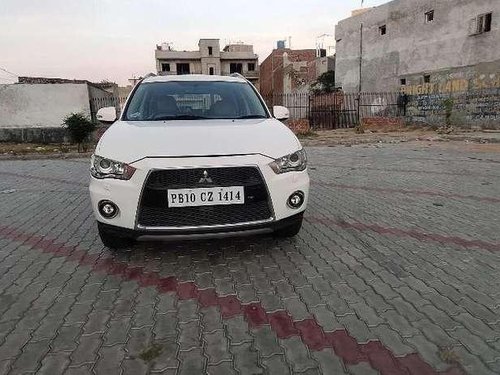 Mitsubishi Outlander 2.4 2011 MT for sale in Amritsar