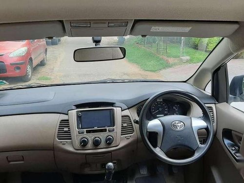 Toyota Innova 2016 MT for sale in Jaipur