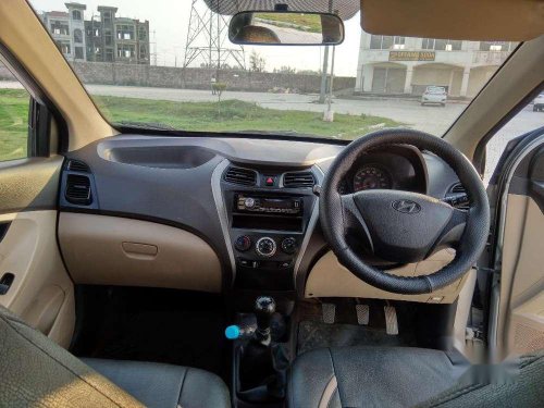 Hyundai Eon Era 2014 MT for sale in Chandigarh